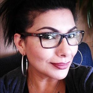 Meet your Posher, Marisol